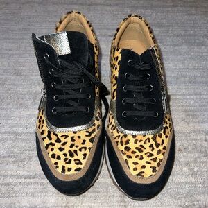 Myra size 10 - never worn